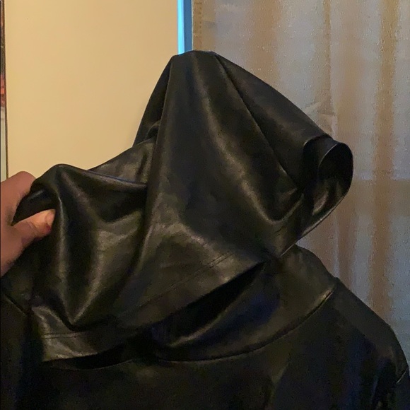 Tunic - Picture 3 of 3